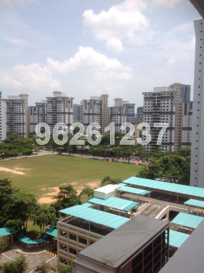 Toh Guan Road thumbnail photo
